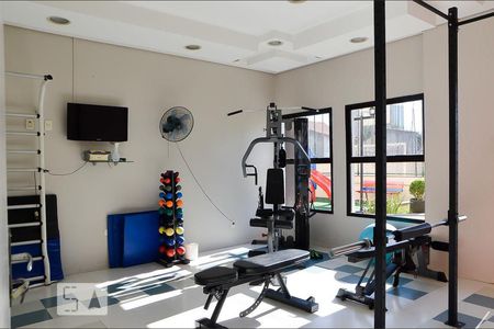 Apartamento à venda com 130m², 3 quartos e 3 vagas Apartamento à venda com 130m², 3 quartos e 3 vagasÁrea comum - Academia