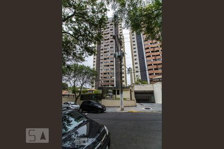Apartamento à venda com 130m², 3 quartos e 3 vagas Apartamento à venda com 130m², 3 quartos e 3 vagasFachada