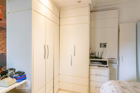 Apartamento à venda com 130m², 3 quartos e 3 vagas Apartamento à venda com 130m², 3 quartos e 3 vagasQuarto 1