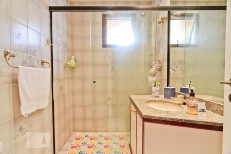 Apartamento à venda com 174m², 3 quartos e 2 vagasBanheiro da Suíte 2