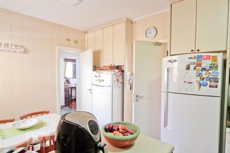 Apartamento à venda com 174m², 3 quartos e 2 vagasCozinha