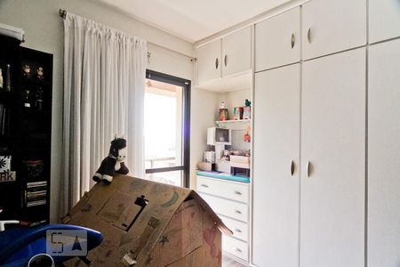 Apartamento à venda com 174m², 3 quartos e 2 vagasSuíte 2