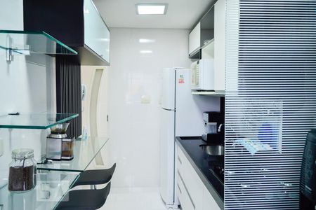 Apartamento à venda com 52m², 2 quartos e 1 vagaCozinha Entrada