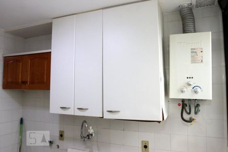 Apartamento à venda com 80m², 2 quartos e 1 vagaCozinha e Área de Serviço
