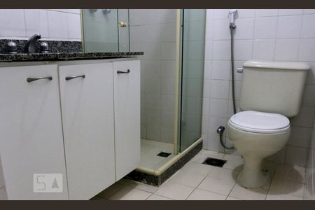 Apartamento à venda com 80m², 2 quartos e 1 vagaBanheiro da Suíte 2 