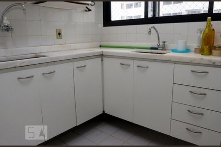 Apartamento à venda com 80m², 2 quartos e 1 vagaCozinha e Área de Serviço