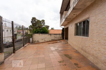 Casa à venda com 190m², 4 quartos e 2 vagas Casa à venda com 190m², 4 quartos e 2 vagasEntrada