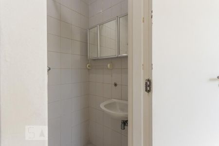 Apartamento para alugar com 200m², 4 quartos e 2 vagasBanheiro de Serviço