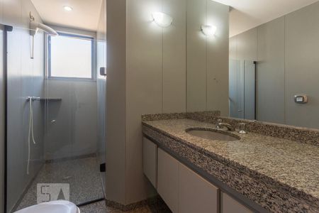 Apartamento para alugar com 200m², 4 quartos e 2 vagasBanheiro