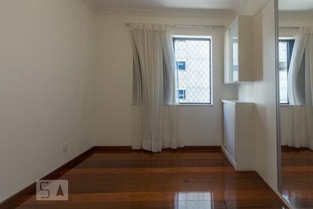 Apartamento para alugar com 200m², 4 quartos e 2 vagasQuarto 3