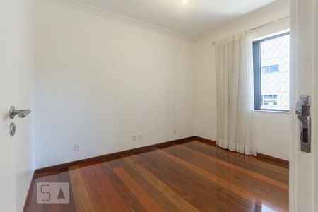 Apartamento para alugar com 200m², 4 quartos e 2 vagasQuarto 3
