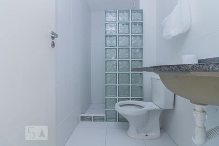 Apartamento para alugar com 36m², 2 quartos e sem vaga Apartamento para alugar com 36m², 2 quartos e sem vagaBanheiro