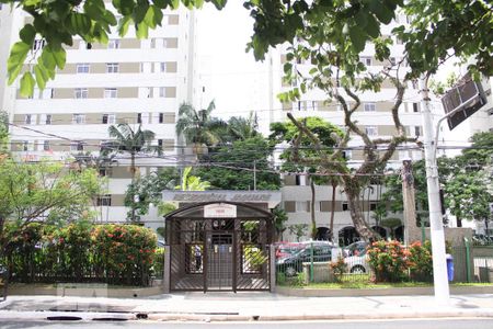 Apartamento à venda com 65m², 2 quartos e 1 vagaFachada do bloco