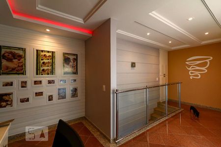 Apartamento à venda com 360m², 5 quartos e 3 vagas Apartamento à venda com 360m², 5 quartos e 3 vagasHall Social