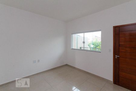 Casa de condomínio para alugar com 50m², 1 quarto e sem vagaSala