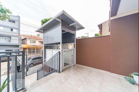 Apartamento à venda com 102m², 2 quartos e 3 vagas Apartamento à venda com 102m², 2 quartos e 3 vagasFachada e portaria