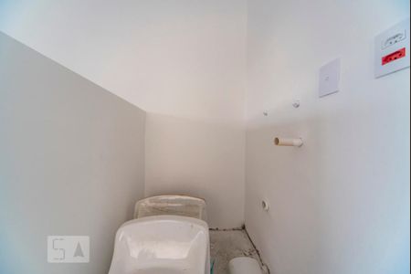 Apartamento à venda com 102m², 2 quartos e 3 vagas Apartamento à venda com 102m², 2 quartos e 3 vagasÁrea de Serviço - Cobertura