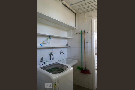 Apartamento para alugar com 90m², 3 quartos e 1 vagaÁrea de Serviço