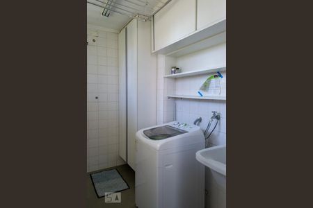 Apartamento para alugar com 90m², 3 quartos e 1 vagaÁrea de Serviço