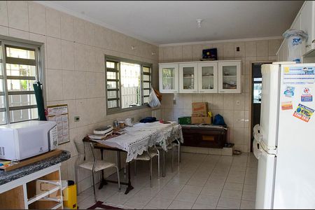 Casa à venda com 121m², 3 quartos e 2 vagasCozinha