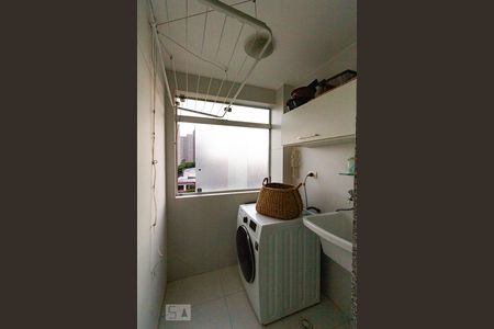 Apartamento à venda com 43m², 1 quarto e 1 vaga Apartamento à venda com 43m², 1 quarto e 1 vagaÁrea de serviço