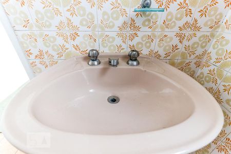 Casa à venda com 120m², 2 quartos e 1 vagaBanheiro