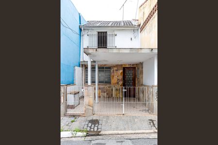 Casa à venda com 120m², 2 quartos e 1 vagaFachada