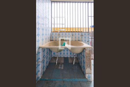 Casa à venda com 280m², 5 quartos e 7 vagas Casa à venda com 280m², 5 quartos e 7 vagasÁrea de serviço