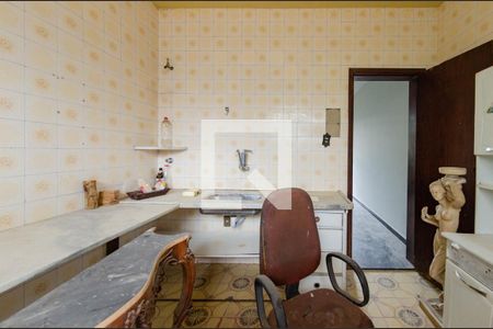 Casa à venda com 280m², 5 quartos e 7 vagas Casa à venda com 280m², 5 quartos e 7 vagasCozinha