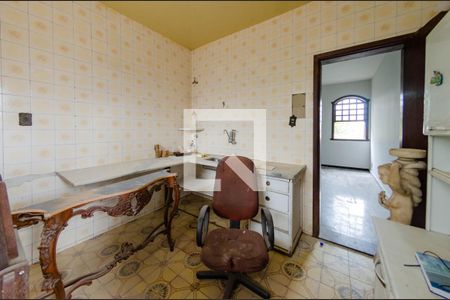 Casa à venda com 280m², 5 quartos e 7 vagas Casa à venda com 280m², 5 quartos e 7 vagasCozinha