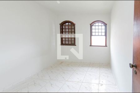 Casa à venda com 280m², 5 quartos e 7 vagas Casa à venda com 280m², 5 quartos e 7 vagasQuarto 3