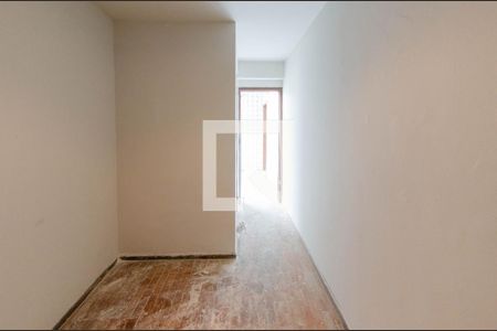 Casa à venda com 280m², 5 quartos e 7 vagas Casa à venda com 280m², 5 quartos e 7 vagasQuarto de serviço