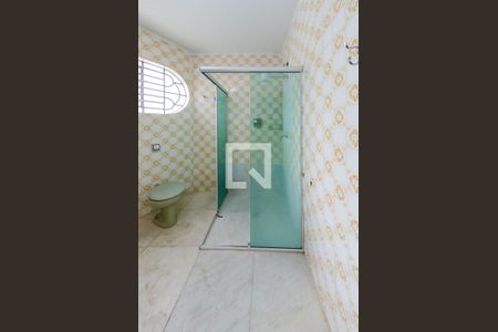 Casa à venda com 280m², 5 quartos e 7 vagas Casa à venda com 280m², 5 quartos e 7 vagasBanheiro