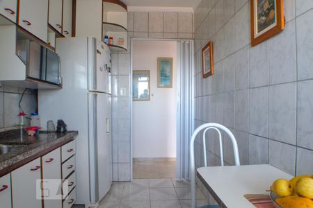 Apartamento à venda com 60m², 2 quartos e 1 vagaCozinha