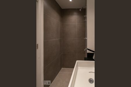 Studio à venda com 31m², 1 quarto e 1 vaga Studio à venda com 31m², 1 quarto e 1 vagaBanheiro