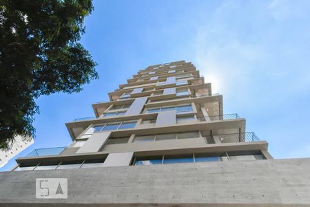 Studio à venda com 31m², 1 quarto e 1 vaga Studio à venda com 31m², 1 quarto e 1 vagaFachada