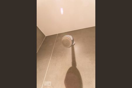 Studio à venda com 31m², 1 quarto e 1 vaga Studio à venda com 31m², 1 quarto e 1 vagaChuveiro