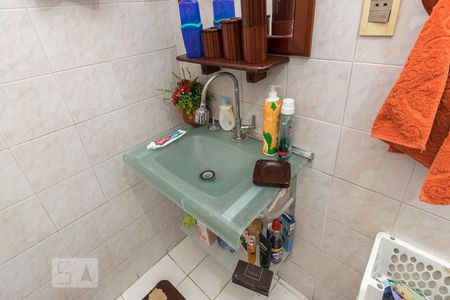 Apartamento à venda com 80m², 3 quartos e 1 vaga Apartamento à venda com 80m², 3 quartos e 1 vagaBanheiro