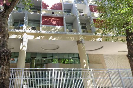 Studio à venda com 40m², 1 quarto e sem vaga Studio à venda com 40m², 1 quarto e sem vagaFachada