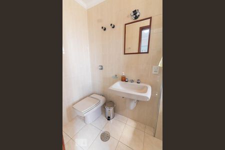 Apartamento à venda com 133m², 3 quartos e 3 vagas Apartamento à venda com 133m², 3 quartos e 3 vagasBanheiro da Suíte 2