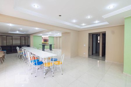 Apartamento à venda com 133m², 3 quartos e 3 vagas Apartamento à venda com 133m², 3 quartos e 3 vagasSalão de Festas
