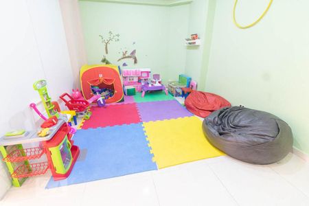 Apartamento à venda com 133m², 3 quartos e 3 vagas Apartamento à venda com 133m², 3 quartos e 3 vagas Brinquedoteca