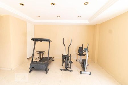 Apartamento à venda com 133m², 3 quartos e 3 vagas Apartamento à venda com 133m², 3 quartos e 3 vagasAcademia