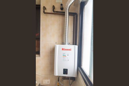 Apartamento à venda com 133m², 3 quartos e 3 vagas Apartamento à venda com 133m², 3 quartos e 3 vagasAquecedor