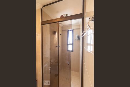 Apartamento à venda com 133m², 3 quartos e 3 vagas Apartamento à venda com 133m², 3 quartos e 3 vagasBanheiro da Suíte 1