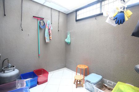 Casa de condomínio à venda com 90m², 3 quartos e 2 vagasÁrea de Serviço
