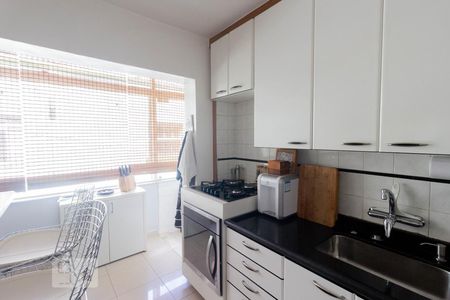 Apartamento à venda com 106m², 3 quartos e 1 vaga Apartamento à venda com 106m², 3 quartos e 1 vagaCozinha