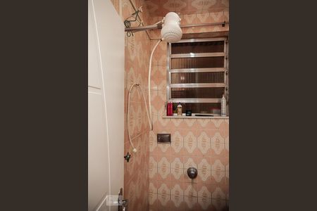 Lavabo de casa de condomínio para alugar com 4 quartos, 130m² em Cascadura, Rio de Janeiro