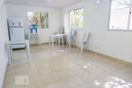 Apartamento à venda com 47m², 2 quartos e 1 vaga Apartamento à venda com 47m², 2 quartos e 1 vagaSalão de festas