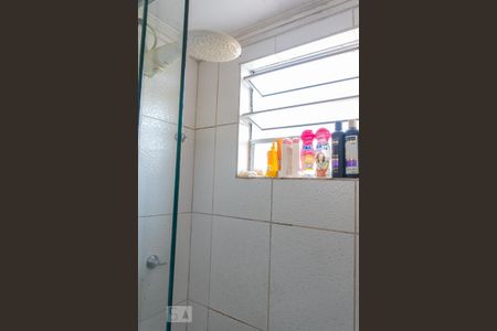 Apartamento à venda com 47m², 2 quartos e 1 vaga Apartamento à venda com 47m², 2 quartos e 1 vagaBanheiro - chuveiro